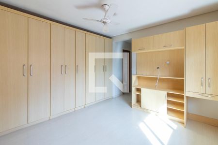 Casa de condomínio à venda com 250m², 3 quartos e sem vagaQuarto 3