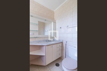 Casa de condomínio à venda com 250m², 3 quartos e sem vagaBanheiro do Quarto 3