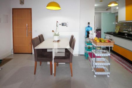 Apartamento à venda com 54m², 2 quartos e 1 vaga Apartamento à venda com 54m², 2 quartos e 1 vagaSala de Jantar