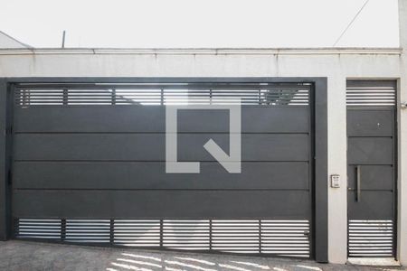 Apartamento à venda com 54m², 2 quartos e 1 vaga Apartamento à venda com 54m², 2 quartos e 1 vagaFachada