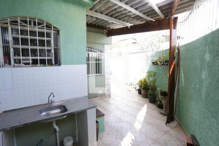 Casa à venda com 164m², 3 quartos e 1 vagaÁrea Gourmet