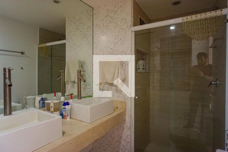 Apartamento para alugar com 80m², 1 quarto e 2 vagasBanheiro da Suíte