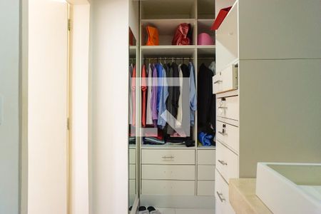 Apartamento para alugar com 80m², 1 quarto e 2 vagasBanheiro da Suíte