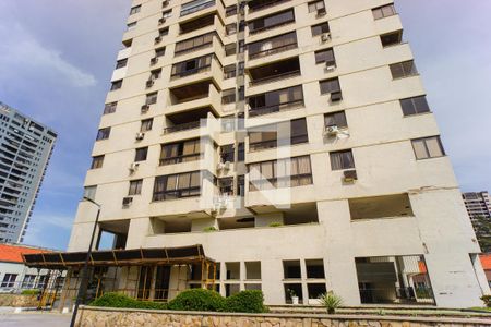 Apartamento para alugar com 80m², 1 quarto e 2 vagasFachada