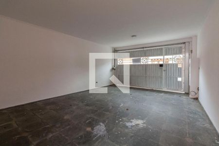 Casa à venda com 328m², 3 quartos e 2 vagas Casa à venda com 328m², 3 quartos e 2 vagasGaragem