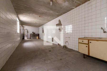 Casa à venda com 328m², 3 quartos e 2 vagas Casa à venda com 328m², 3 quartos e 2 vagasÁrea Inferior