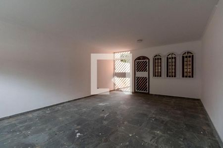 Casa à venda com 328m², 3 quartos e 2 vagas Casa à venda com 328m², 3 quartos e 2 vagasGaragem