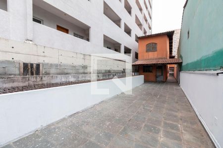 Casa à venda com 328m², 3 quartos e 2 vagas Casa à venda com 328m², 3 quartos e 2 vagasÁrea Externa