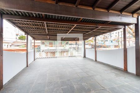 Casa à venda com 328m², 3 quartos e 2 vagas Casa à venda com 328m², 3 quartos e 2 vagasVaranda Quarto 1 - Suite