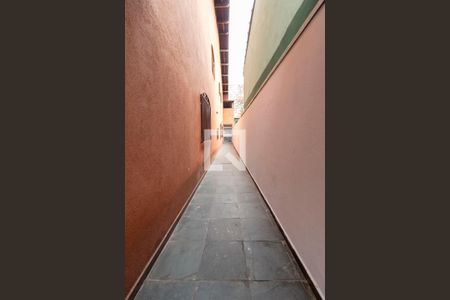 Casa à venda com 328m², 3 quartos e 2 vagas Casa à venda com 328m², 3 quartos e 2 vagasÁrea Externa