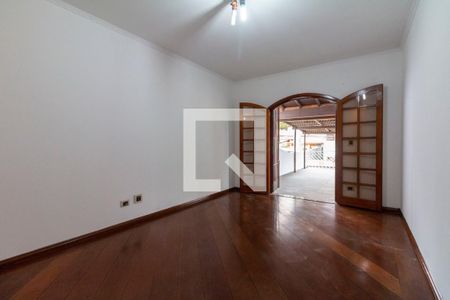 Casa à venda com 328m², 3 quartos e 2 vagas Casa à venda com 328m², 3 quartos e 2 vagasQuarto 1 - Suite