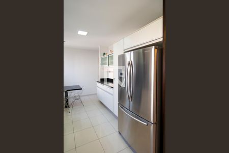 Apartamento à venda com 207m², 4 quartos e 4 vagasCozinha