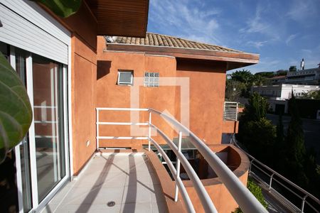 Casa de condomínio à venda com 600m², 3 quartos e 4 vagas Casa de condomínio à venda com 600m², 3 quartos e 4 vagassacada suíte 1 e 2