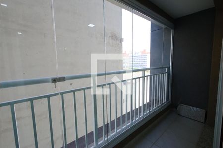 Varanda de kitnet/studio para alugar com 1 quarto, 27m² em Liberdade, São Paulo