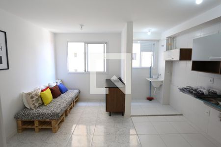 Sala/Cozinha de apartamento à venda com 2 quartos, 40m² em Vila Penteado, São Paulo