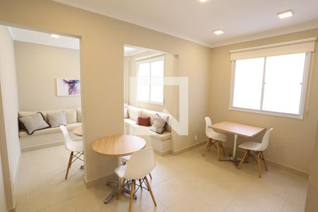 Apartamento à venda com 40m², 2 quartos e sem vagaÁrea comum - Salão de festas