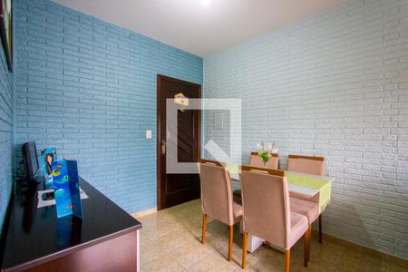 Sala de apartamento à venda com 2 quartos, 55m² em Vila Tibiriçá, Santo André