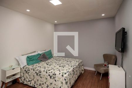 Suíte de casa para alugar com 4 quartos, 130m² em Lins de Vasconcelos, Rio de Janeiro