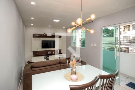 Sala de casa para alugar com 4 quartos, 130m² em Lins de Vasconcelos, Rio de Janeiro