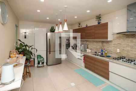 Cozinha de casa à venda com 4 quartos, 130m² em Lins de Vasconcelos, Rio de Janeiro