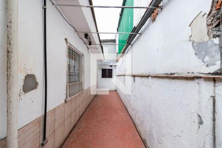 Casa à venda com 200m², 2 quartos e 1 vagaQuintal