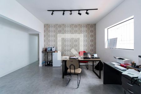 Casa à venda com 200m², 2 quartos e 1 vagaSala e Cozinha