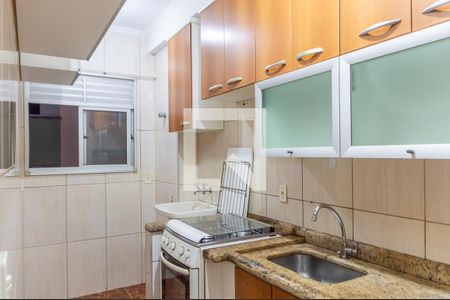 Cozinha de apartamento para alugar com 2 quartos, 57m² em Santa Terezinha, São Bernardo do Campo