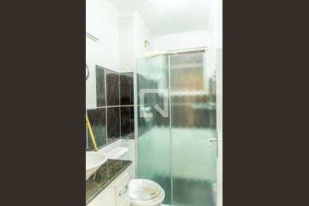 Banheiro de apartamento para alugar com 2 quartos, 57m² em Santa Terezinha, São Bernardo do Campo