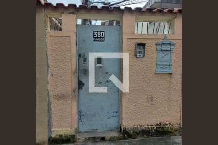 Casa de condomínio para alugar com 55m², 1 quarto e sem vagaFachada 
