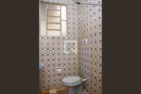 Casa de condomínio para alugar com 55m², 1 quarto e sem vagaBanheiro 