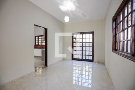 Casa para alugar com 190m², 4 quartos e 4 vagasSala de jantar