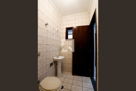 Casa para alugar com 190m², 4 quartos e 4 vagasBanheiro de Serviço