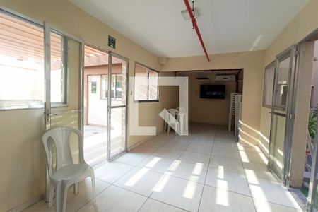 Apartamento à venda com 47m², 2 quartos e 1 vaga Apartamento à venda com 47m², 2 quartos e 1 vagaÁrea comum - Salão de festas