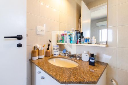Apartamento para alugar com 83m², 2 quartos e 2 vagas Apartamento para alugar com 83m², 2 quartos e 2 vagasBanheiro da Suíte