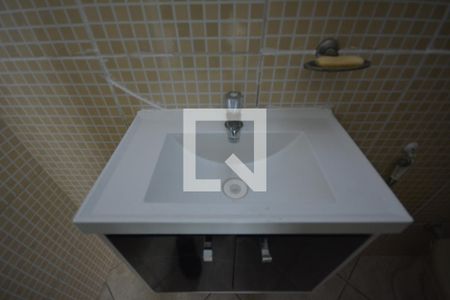Casa para alugar com 100m², 2 quartos e 1 vagaLavabo