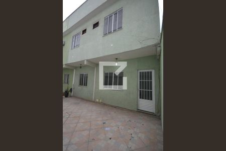 Casa para alugar com 100m², 2 quartos e 1 vagaFachada