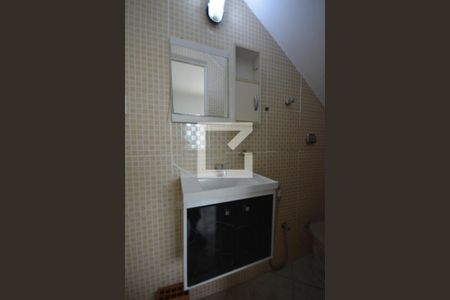 Casa para alugar com 100m², 2 quartos e 1 vagaLavabo