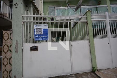Casa para alugar com 100m², 2 quartos e 1 vagaPlaca instalada