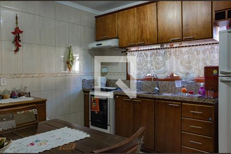 Casa de condomínio à venda com 117m², 3 quartos e 2 vagas Casa de condomínio à venda com 117m², 3 quartos e 2 vagasCozinha