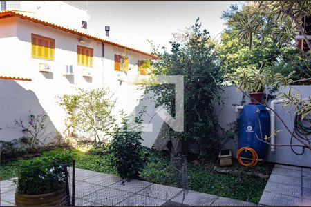 Casa de condomínio à venda com 117m², 3 quartos e 2 vagas Casa de condomínio à venda com 117m², 3 quartos e 2 vagasQuintal