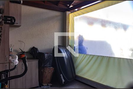 Casa de condomínio à venda com 117m², 3 quartos e 2 vagas Casa de condomínio à venda com 117m², 3 quartos e 2 vagasÁrea Externa