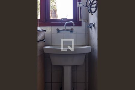 Casa de condomínio à venda com 117m², 3 quartos e 2 vagas Casa de condomínio à venda com 117m², 3 quartos e 2 vagasDetalhe da área de serviço