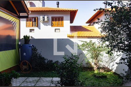Casa de condomínio à venda com 117m², 3 quartos e 2 vagas Casa de condomínio à venda com 117m², 3 quartos e 2 vagasQuintal