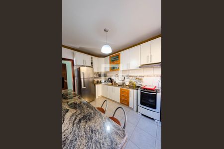 Apartamento para alugar com 134m², 3 quartos e 2 vagasCozinha