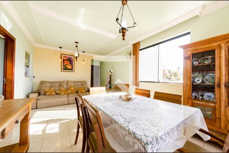 Sala de apartamento para alugar com 3 quartos, 134m² em Nova Gameleira, Belo Horizonte