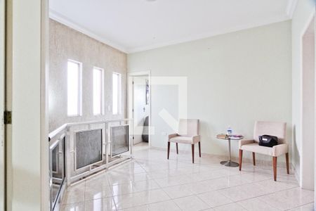 Casa para alugar com 350m², 5 quartos e 5 vagasCorredor