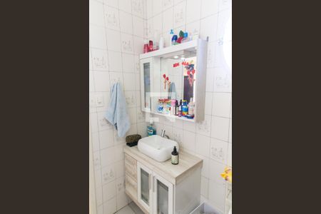 Casa à venda com 100m², 2 quartos e 1 vagaBanheiro