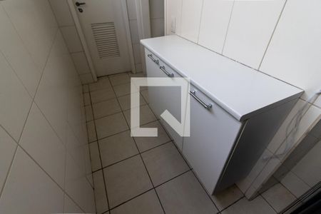 Apartamento para alugar com 66m², 2 quartos e 1 vaga Apartamento para alugar com 66m², 2 quartos e 1 vagaÁrea de serviço