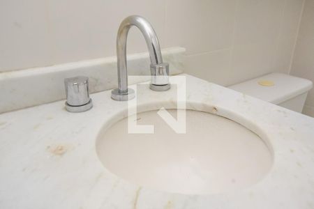 Apartamento à venda com 75m², 3 quartos e 1 vaga Apartamento à venda com 75m², 3 quartos e 1 vagaBanheiro