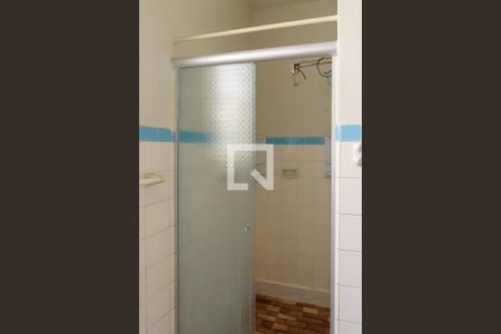Casa à venda com 270m², 4 quartos e 3 vagas Casa à venda com 270m², 4 quartos e 3 vagasBanheiro